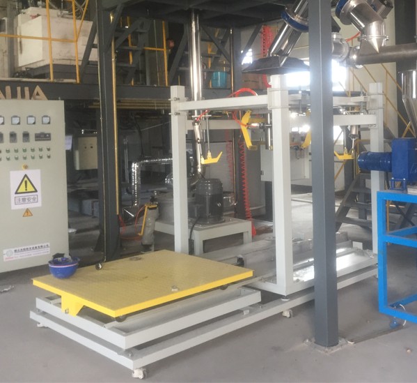 東昌牌哈爾濱經(jīng)濟(jì)型噸袋包裝機(jī) 東昌牌哈爾濱經(jīng)濟(jì)型噸袋包裝機(jī)