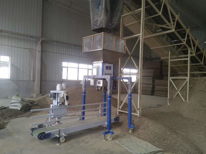 哈東昌無斗包裝秤解決物料粘敷對(duì)準(zhǔn)確度的影響問題 哈東昌無斗包裝秤解決物料粘敷對(duì)準(zhǔn)確度的影響問題