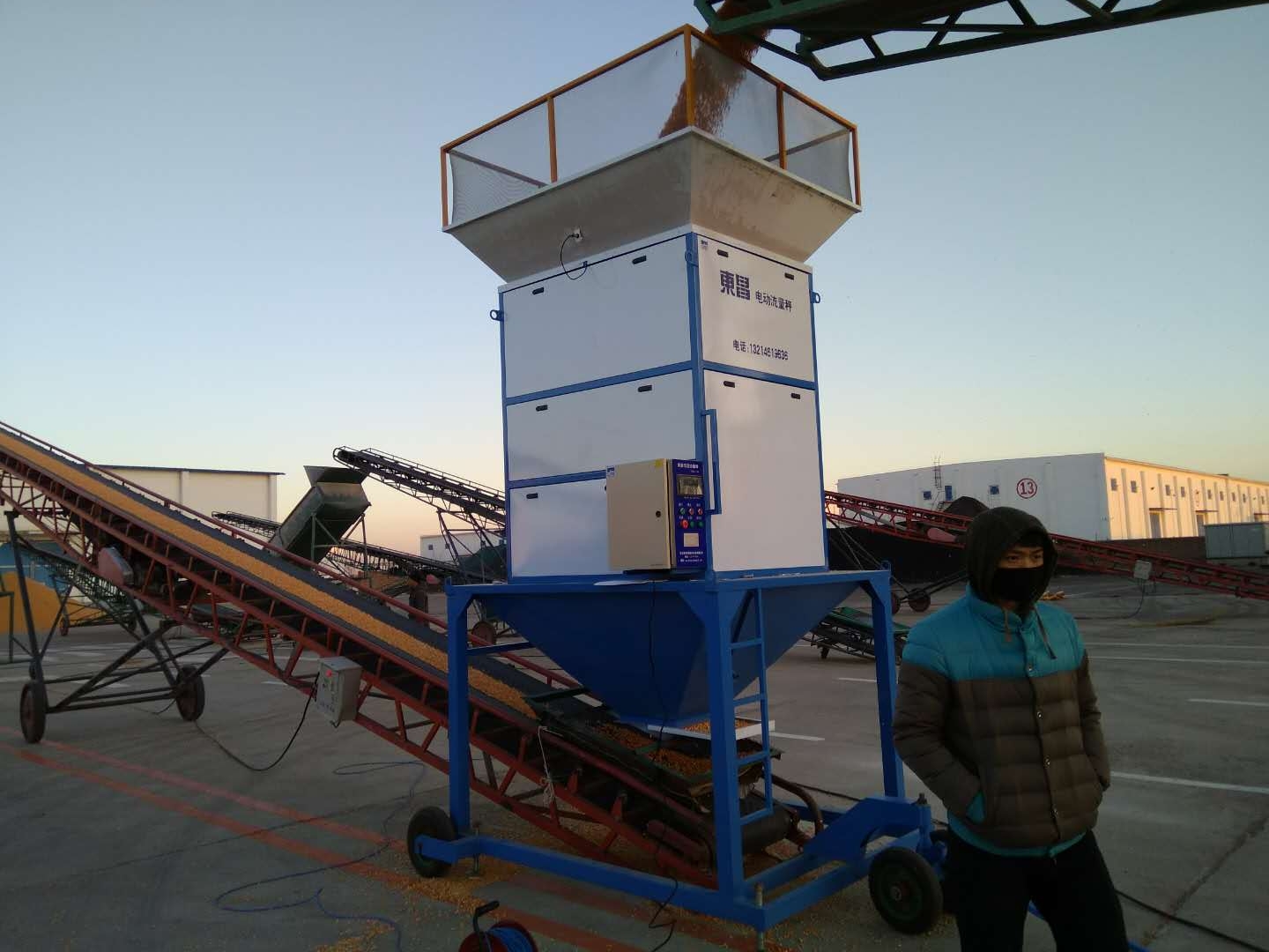 實(shí)現(xiàn)無線傳輸智能化電子流量秤  實(shí)現(xiàn)無線傳輸智能化電子流量秤